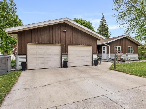 3319 Bellevue Pl, Two Rivers WI  54241-1527 exterior