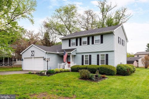 29 Lail St, Pilesgrove, NJ 08098-1218