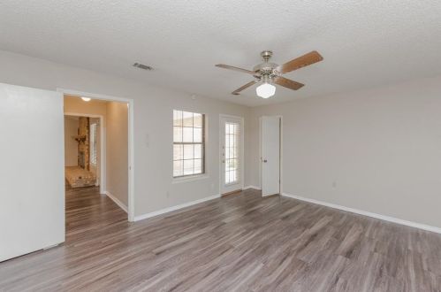 601 Headlee St, Denton TX  76201-0852 exterior