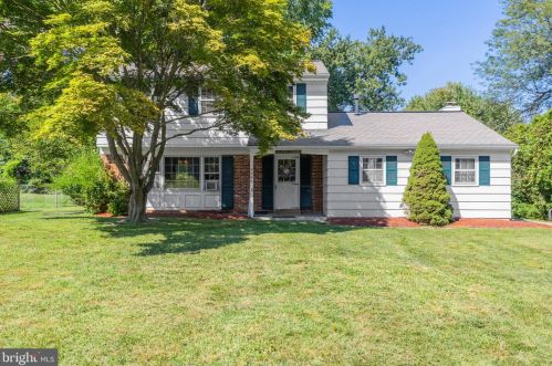 3405 Windsor Ln, Downingtown, PA 19372-1036
