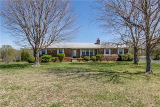 5530 Lakewood Dr, Fairfield, TN 37033-4002