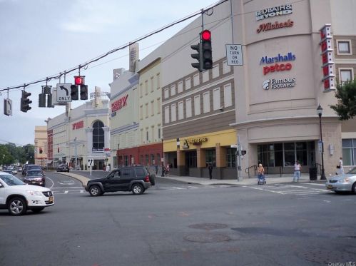 315 King St, Rye Brook NY  10573-4049 exterior