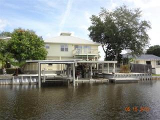 4212 3rd Ave, Bradenton, FL 34208-8420