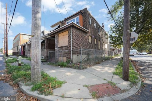 1446 4th St, Camden, NJ 08104-1336