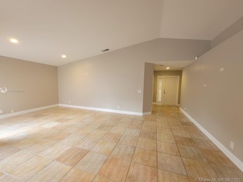 13852 31st St, Hollywood FL  33027-3969 exterior