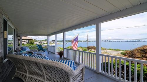 86 Shore Ave, Groton CT  06340-5813 exterior