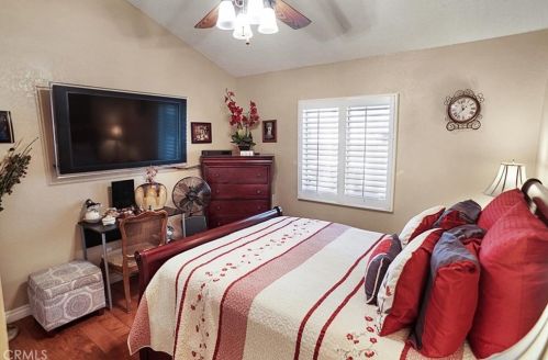 20055 Canyon View Dr, Santa Clarita CA  91351-5724 exterior