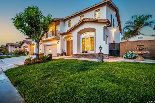 4333 Countrydale Rd, Riverside, CA 92505-3469