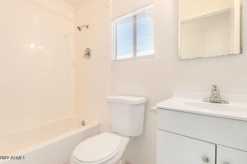 320 20 Ave, Phoenix AZ 85021-6963 exterior