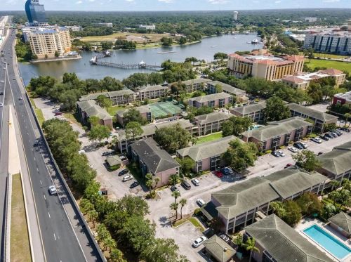109 Oyster Bay Cir, Altamonte Springs FL  32701-8060 exterior