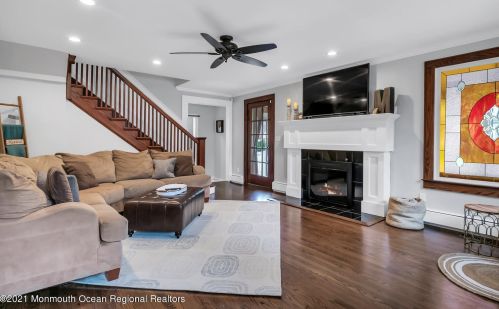 83 Lovett Ave, Little Silver NJ  07739-1420 exterior