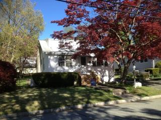 205 Marcella Rd, Parsippany NJ  07054-3260 exterior