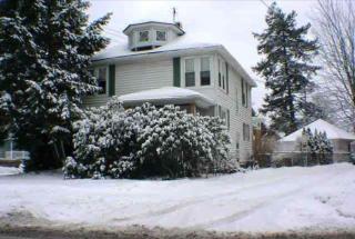 384 Bank St, Concord Township, OH 44077-3518