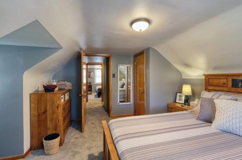 144 Addis Ave, Beaver Falls PA  15010-1016 exterior