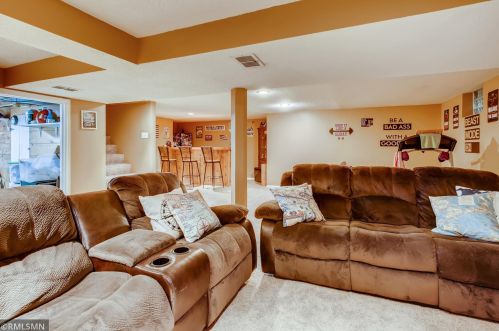 857 4th Ave, South Saint Paul MN  55075-3011 exterior