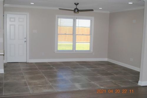 620 Dallas Ave, Lancaster TX  75146-3827 exterior