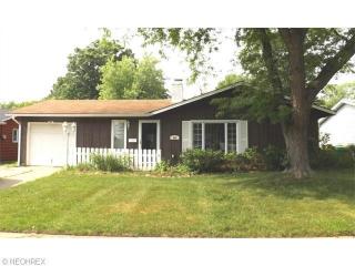 446 Yearling Dr, Berea, OH 44017-2652