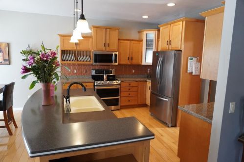 11 Whispering Springs Ct, Fond Du Lac WI  54937-6912 exterior