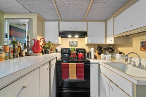 14981 Quito Rd, Saratoga CA  95070-6263 exterior