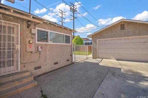 2623 Liberty Blvd, South Gate CA  90280-2003 exterior