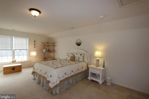 46 Meadowview Dr, Pilesgrove NJ 08098-2539 exterior