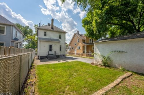 309 Sheridan Ave, Roselle, NJ 07203-1542