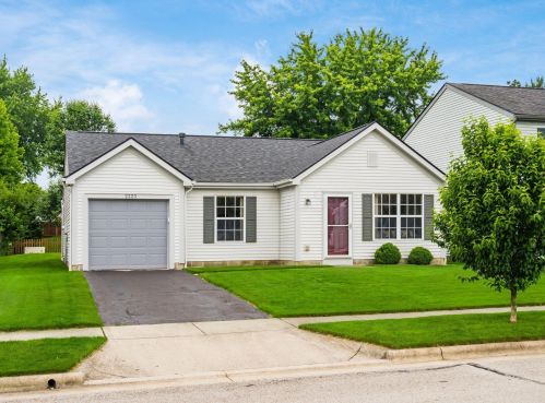 2323 Breeze Hill Dr, Darbydale, OH 43123-1583