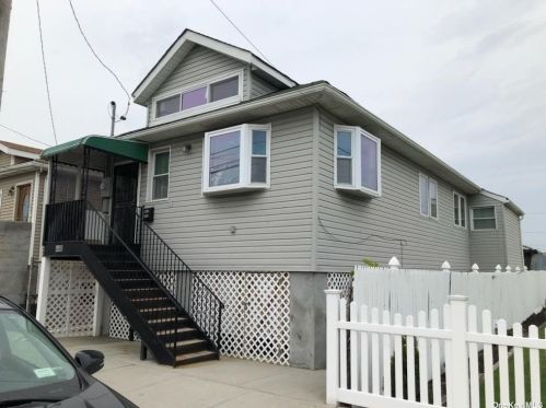 440 Beach 46th St, Far Rockaway, NY 11691-1114