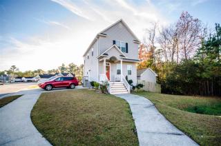 114 Whiteleaf Dr, Jacksonville, NC 28546-6814
