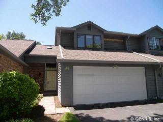 44 Ellington Cir, Rochester, NY 14612-3076