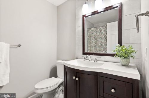 9085 Bristow Woods Ct, Nokesville VA  20181 exterior