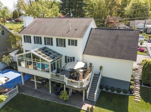 62 Oregon Rd, Cortlandt Manor, NY 10567-1215