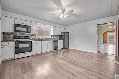 518 7 St, Jeannette PA  15644-1703 exterior