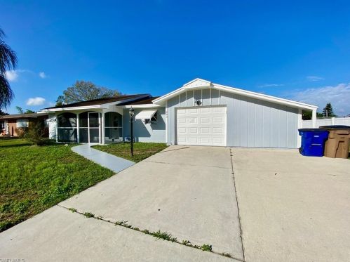 203 Seaton Ave, Lehigh Acres, FL 33936-5850