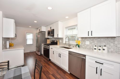 5348 91, Milwaukee WI 53224-5304 exterior