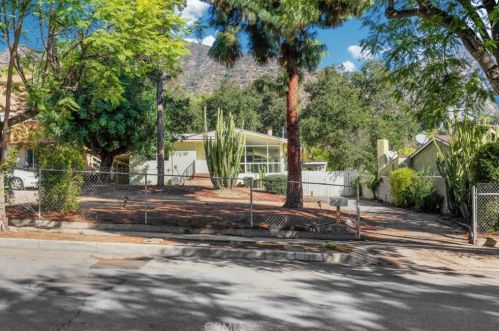 181 Alegria Ave, Sierra Madre, CA 91024-2807