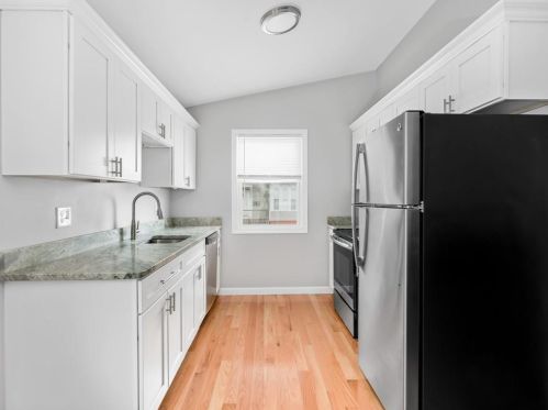 119 Regent Ave, Providence RI  02908-5430 exterior