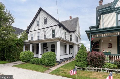 332 3rd St, Rudytown, PA 17070-2113