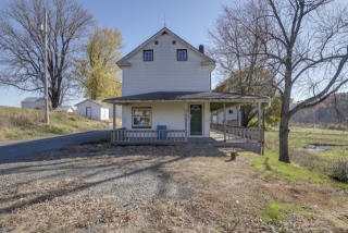 119 Mill Rd, Moselem, PA 19526-8019