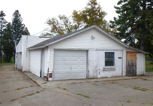 1913 Eastman Ave, Green Bay, WI 54302-3020