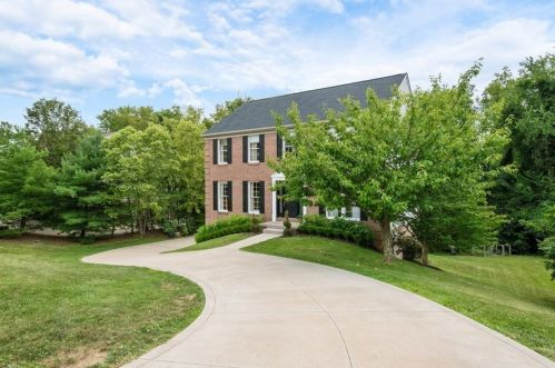 215 Harbison Rd, Pittsburgh, PA 15205-9679