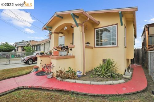 1449 Auseon Ave, Oakland, CA 94621-1523