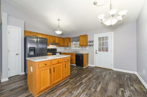 2569 Evergreen Dr, Covington KY  41017-9450 exterior