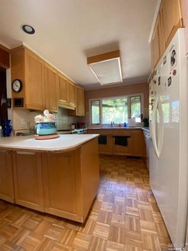 1194 Standley St, Ukiah CA  95482-4231 exterior