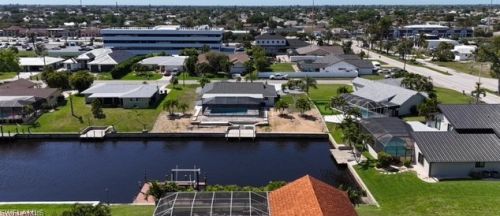 3405 16 Pl, Cape Coral FL  33909-2252 exterior