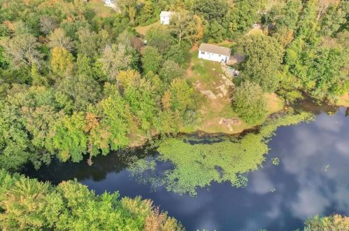 26 Blish Rd, East Hampton CT  06447-1110 exterior