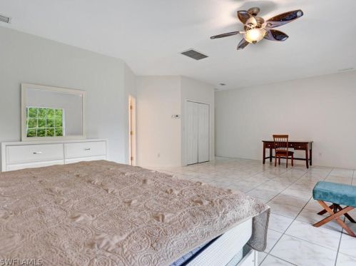 813 Glenn Ave, Lehigh Acres FL 33972-3333 exterior