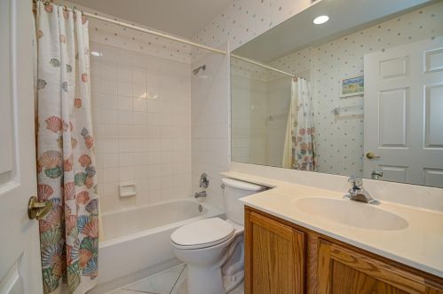 10667 Lake Shore Dr, West Palm Beach FL  33414-6170 exterior