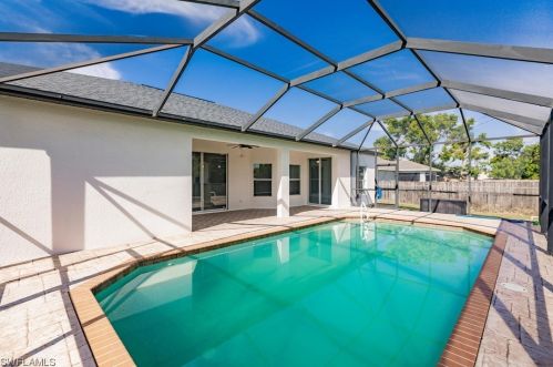 1823 6th Ave, Cape Coral FL  33909-9216 exterior