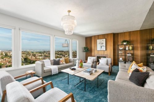 2125 Locust St, San Diego CA  92106-1622 exterior
